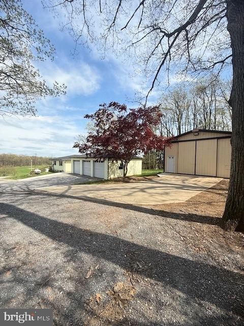 19422 Resh Mill Rd