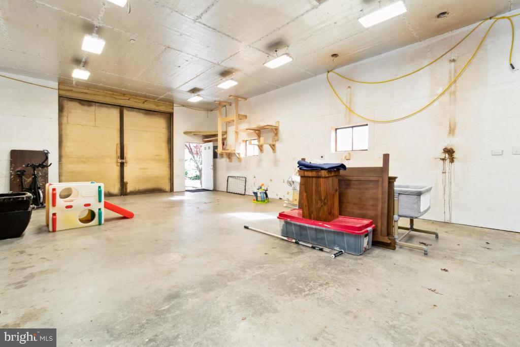 19422 Resh Mill Rd