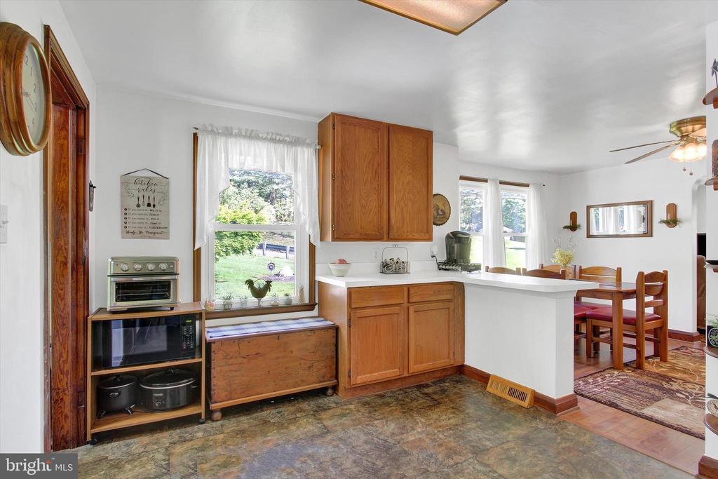 3007 Black Rock Rd