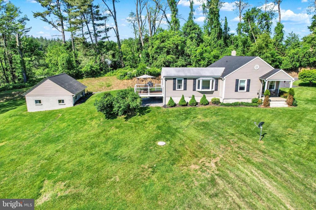 3007 Black Rock Rd
