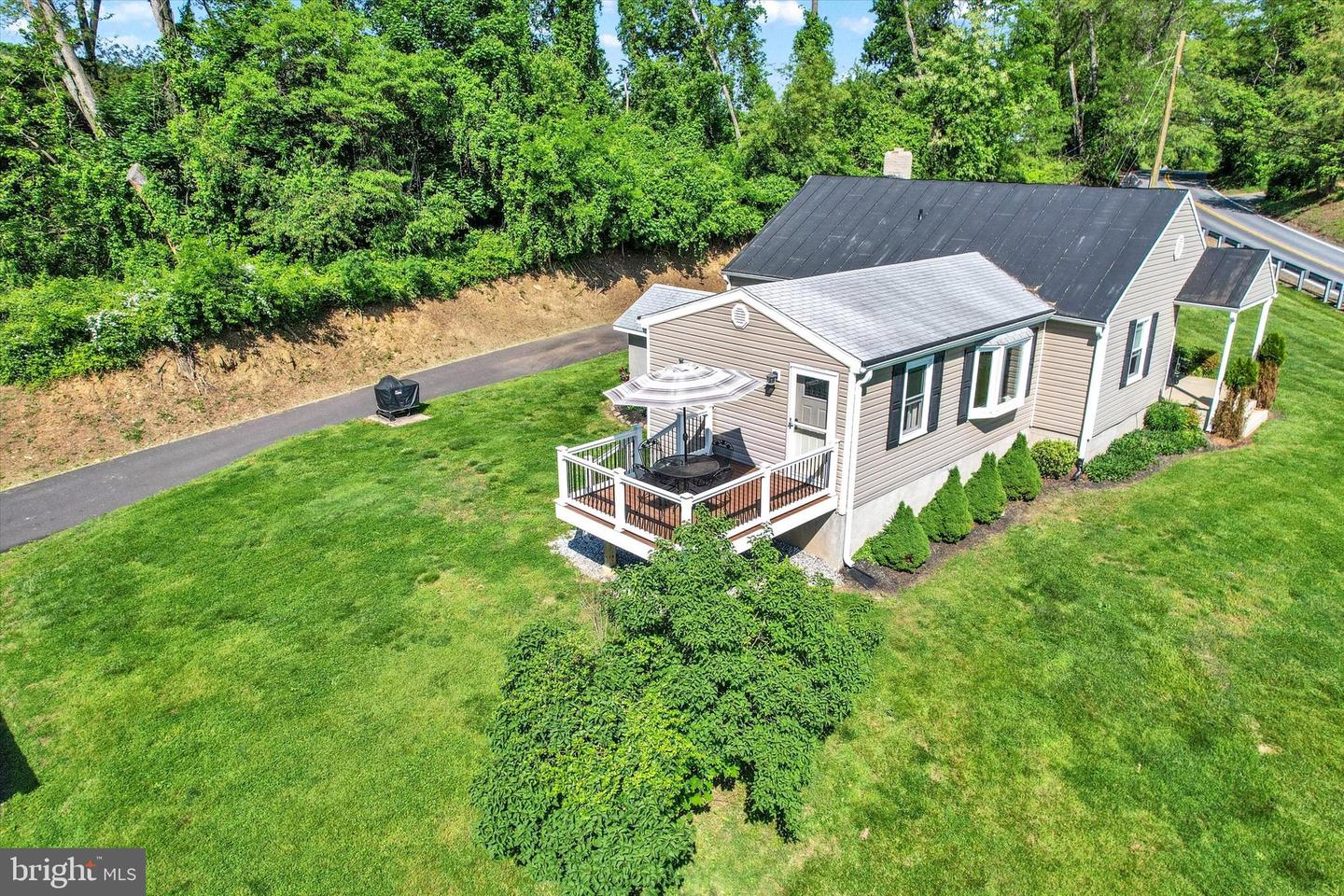 3007 Black Rock Rd