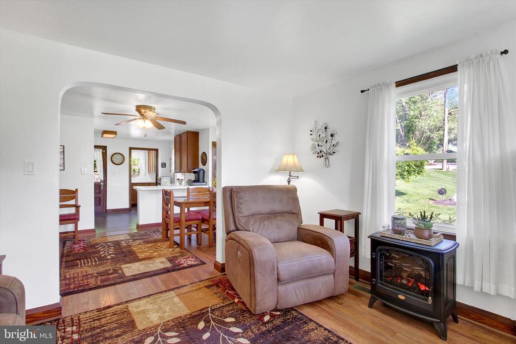 3007 Black Rock Rd
