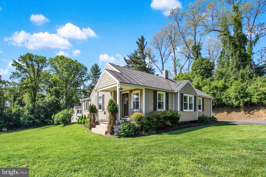 3007 Black Rock Rd
