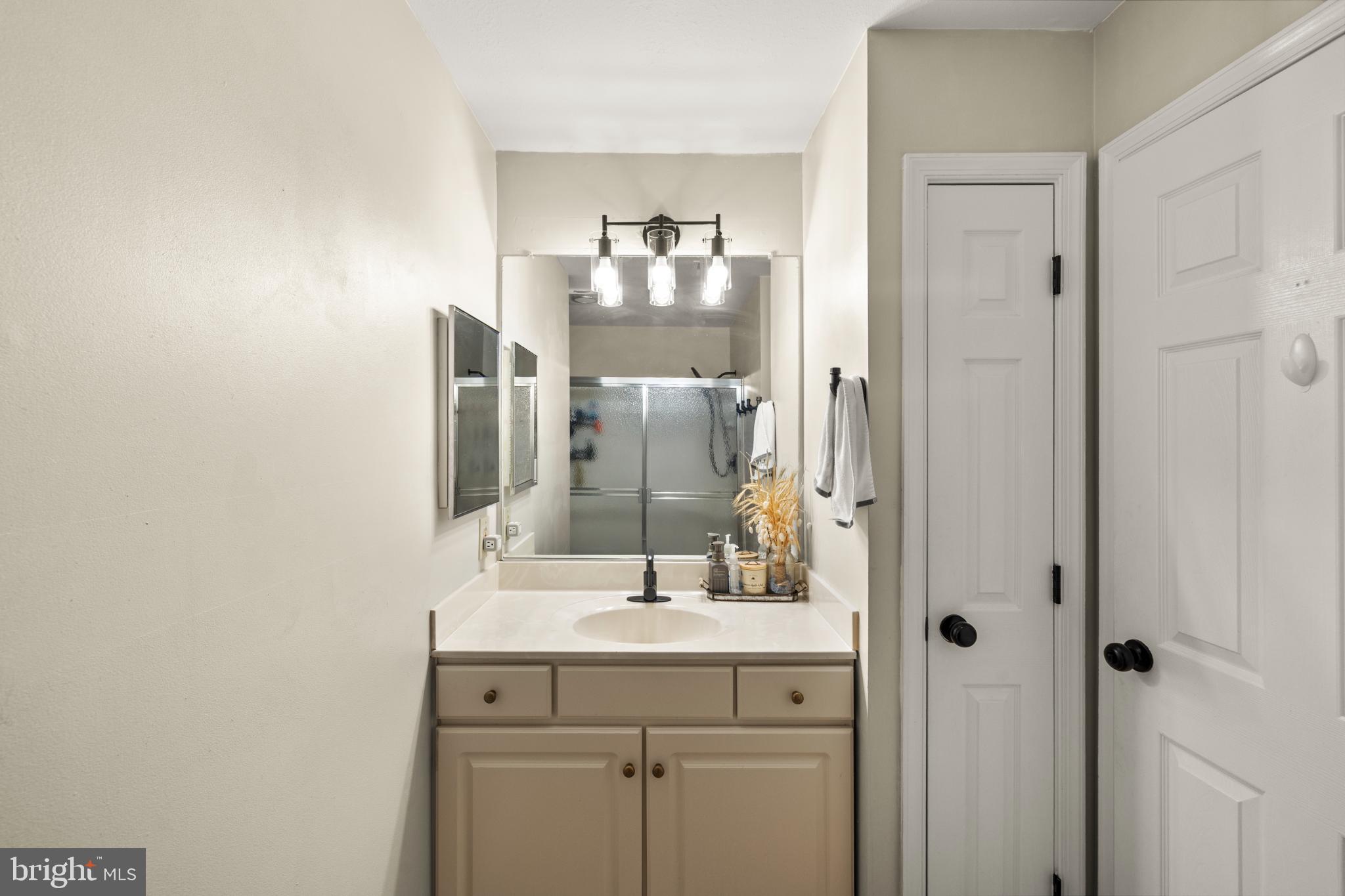 4934 Stone Shop Circle