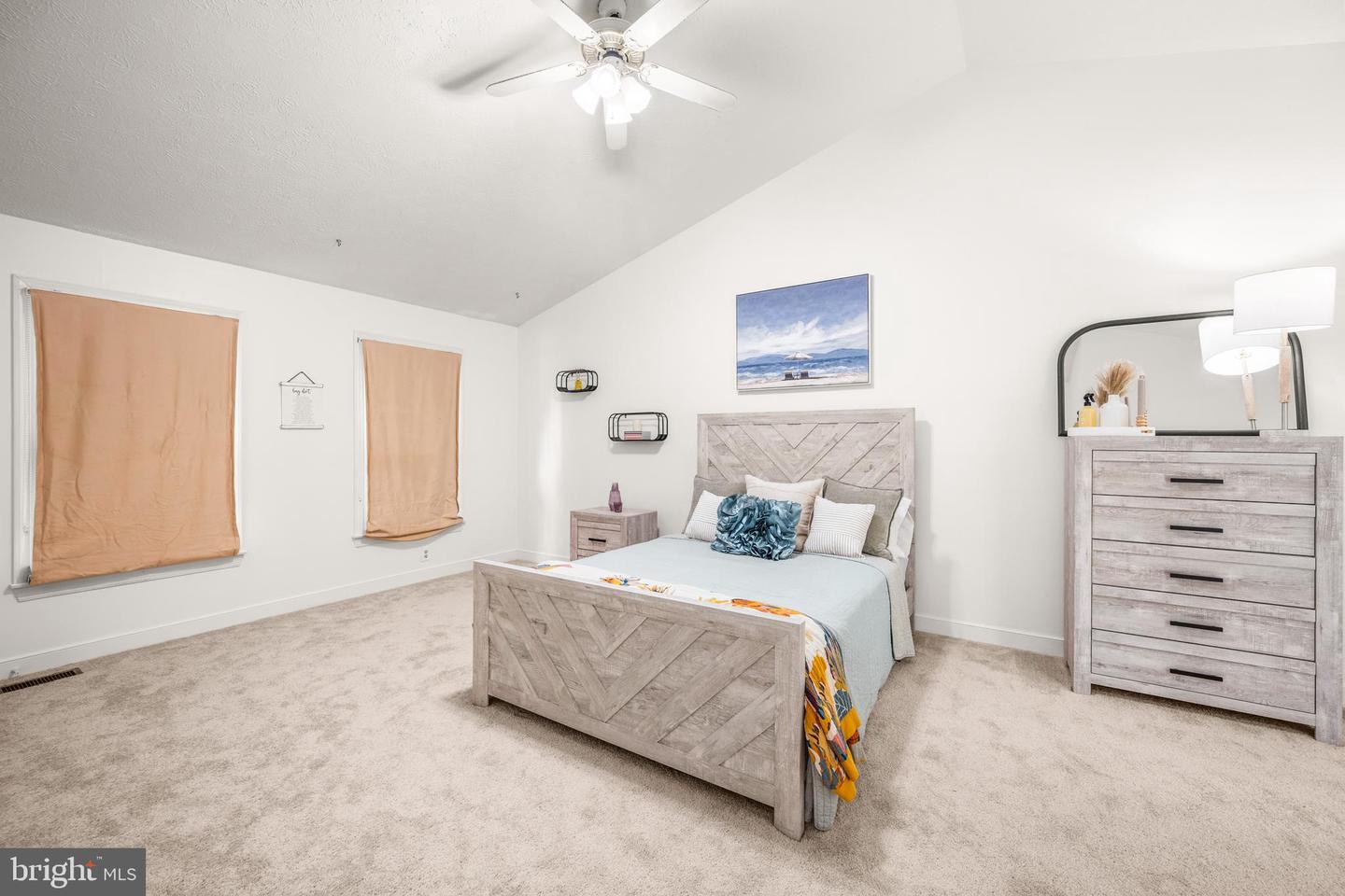 11901 Woodmews Cir