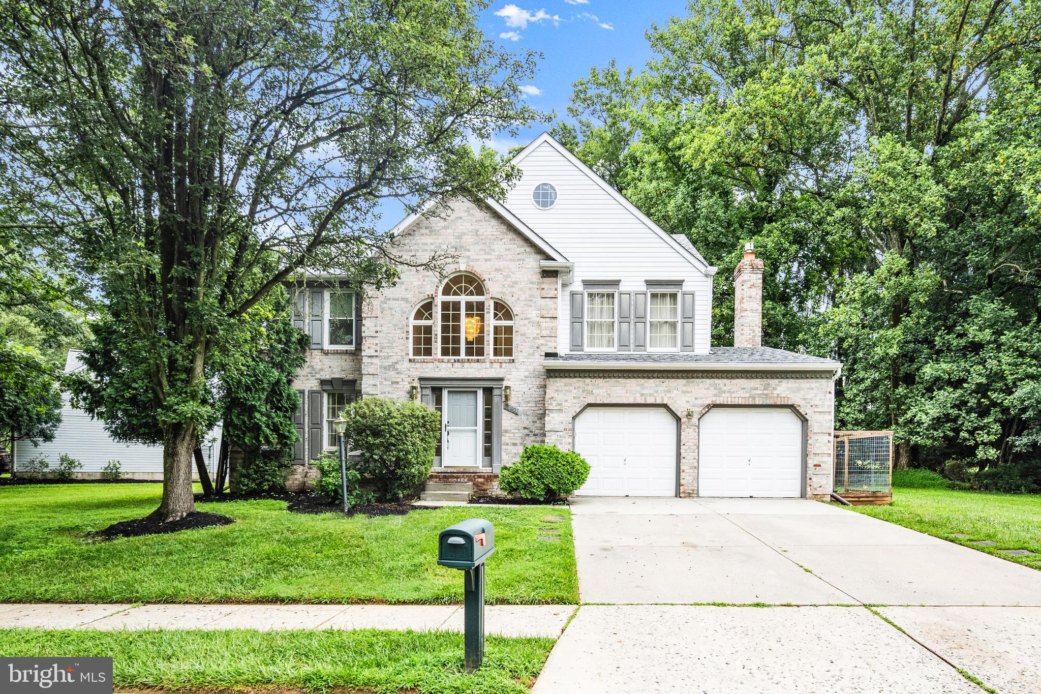 11901 Woodmews Cir