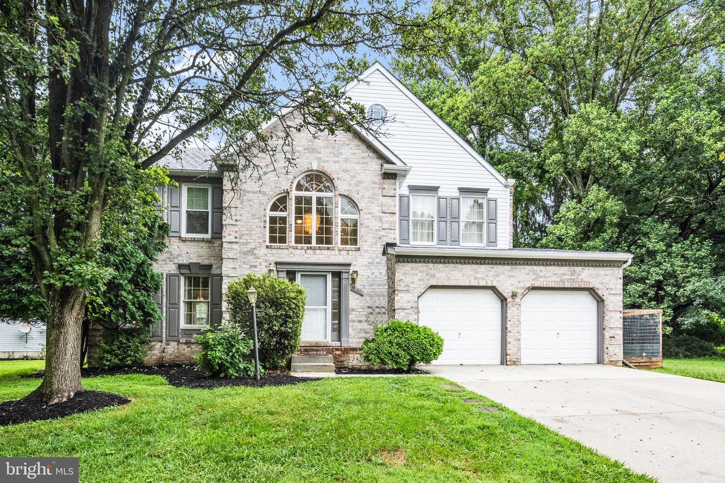 11901 Woodmews Cir
