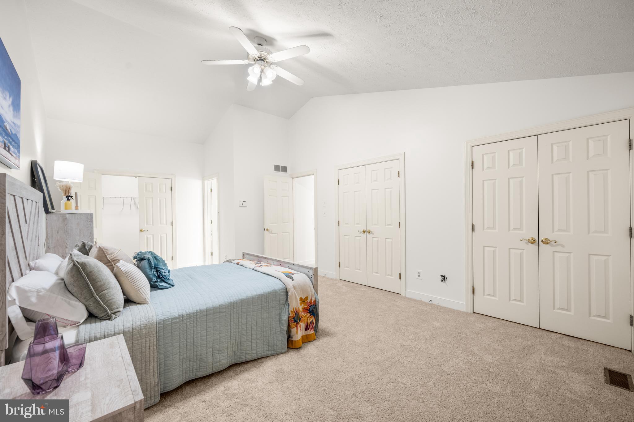 11901 Woodmews Cir