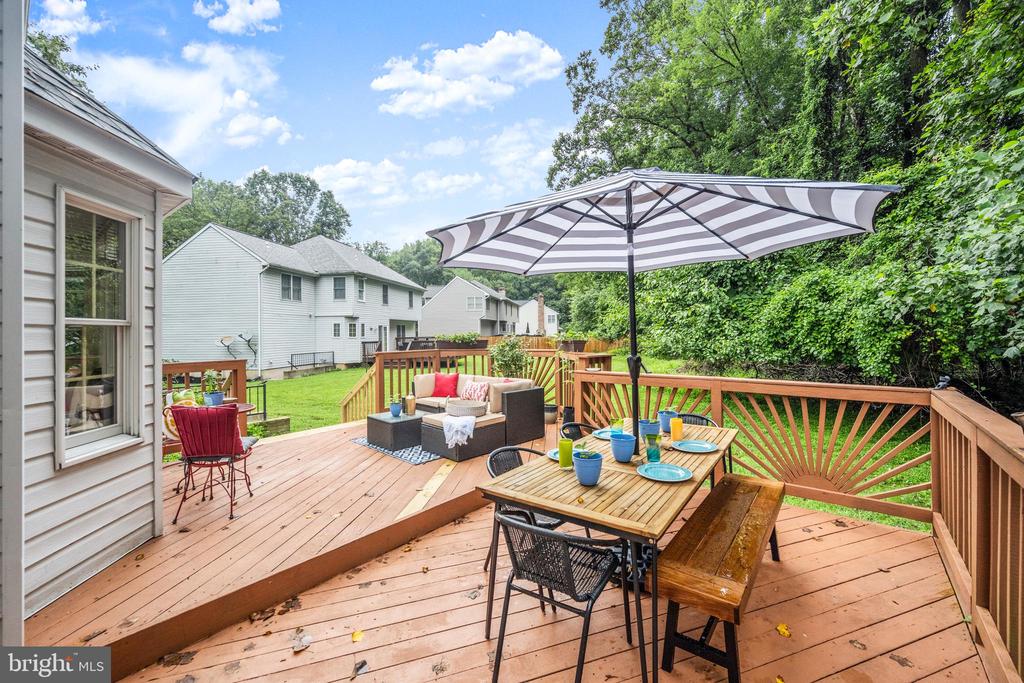 11901 Woodmews Cir