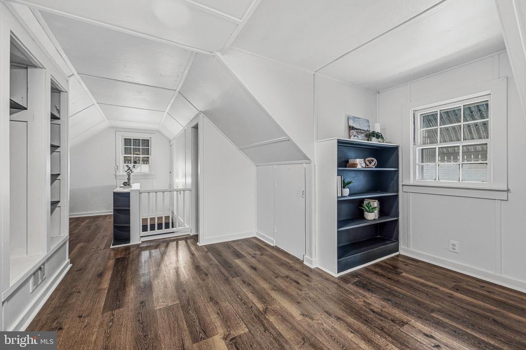 2619 CANTERBURY ROAD