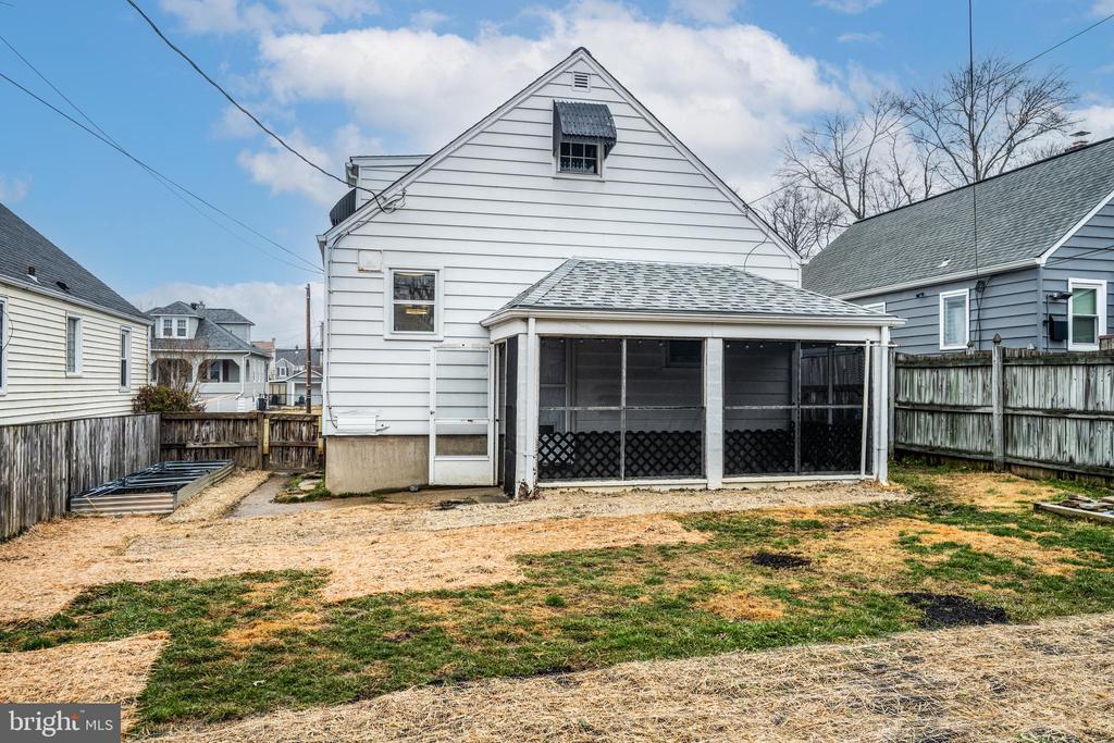 2619 CANTERBURY ROAD