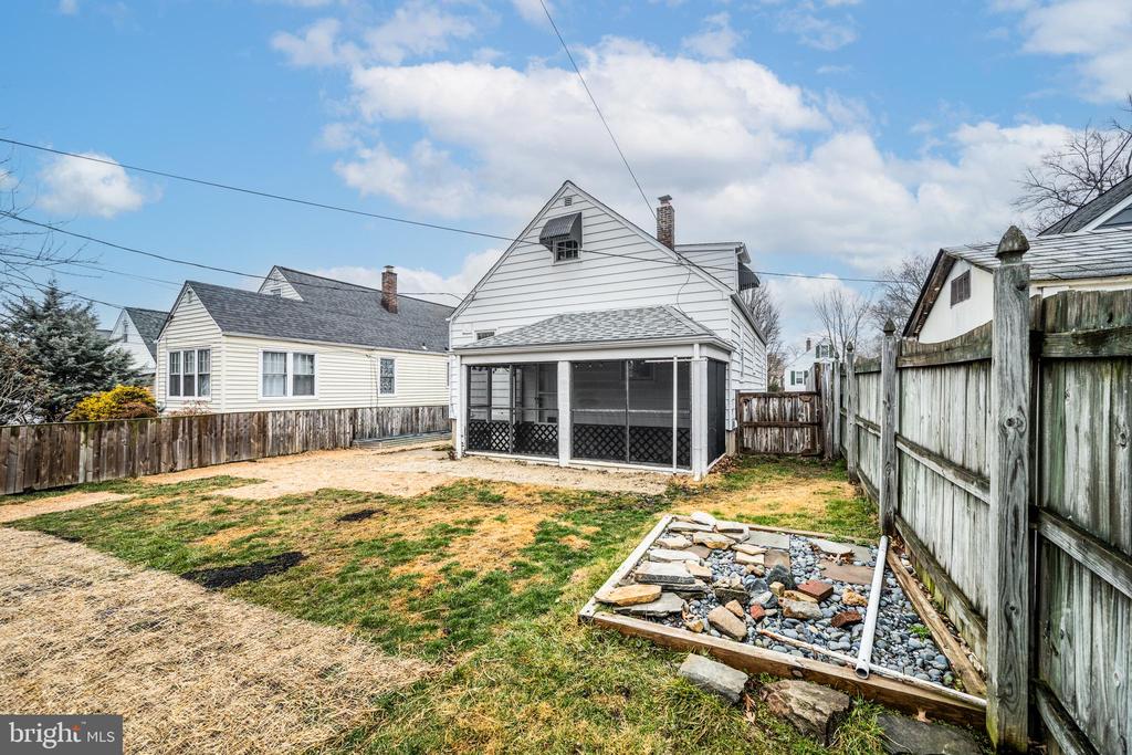 2619 CANTERBURY ROAD