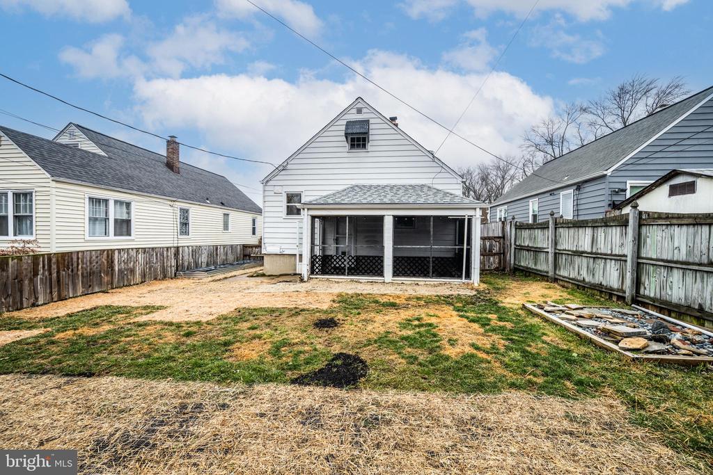 2619 CANTERBURY ROAD