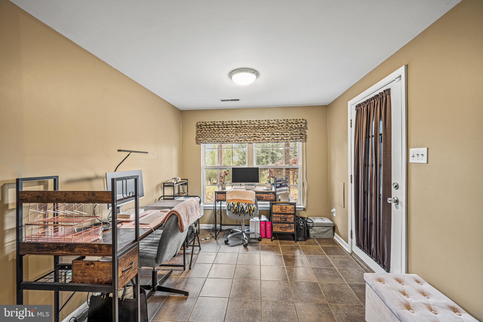 5905 IVY LEAGUE DRIVE