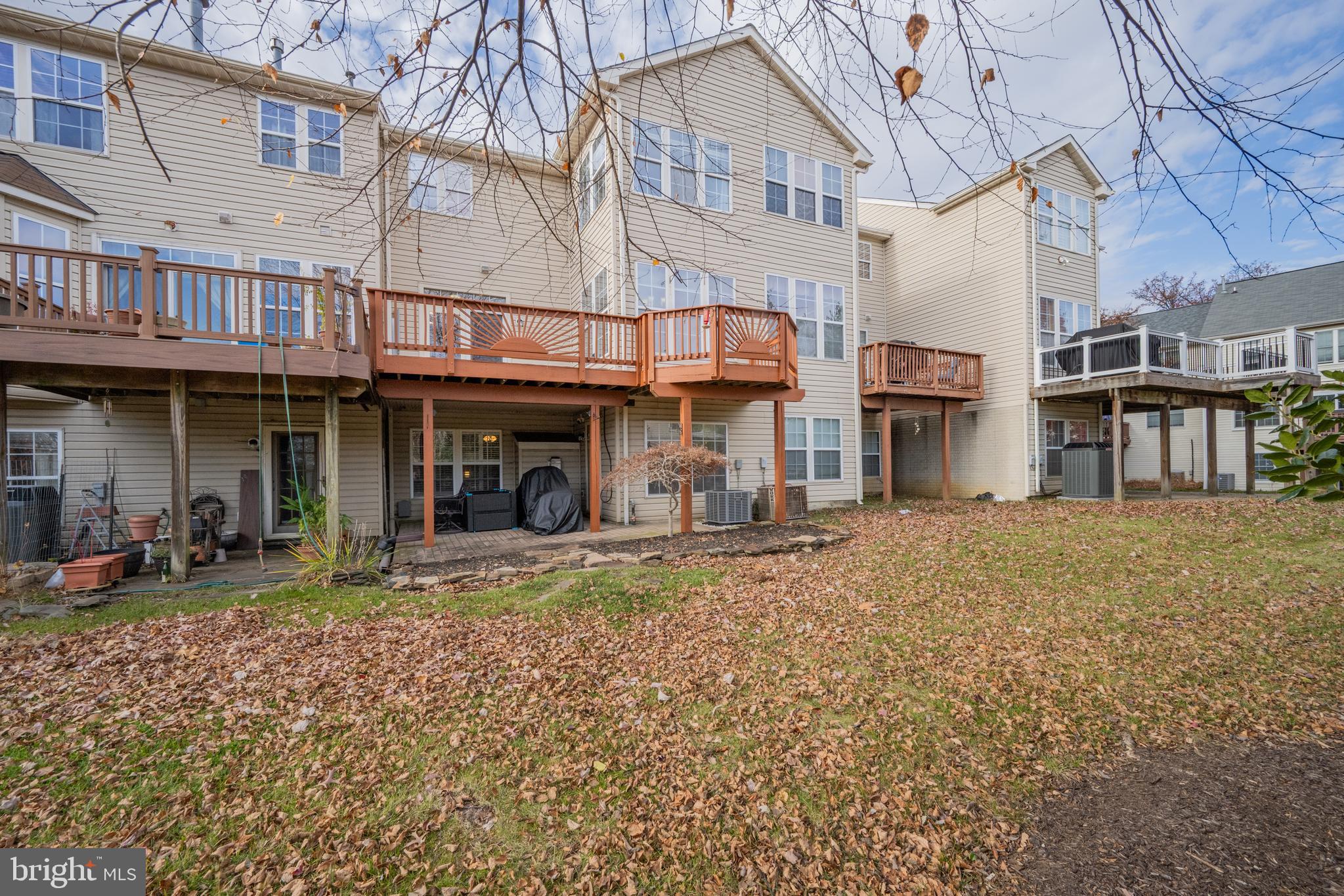 5905 IVY LEAGUE DRIVE