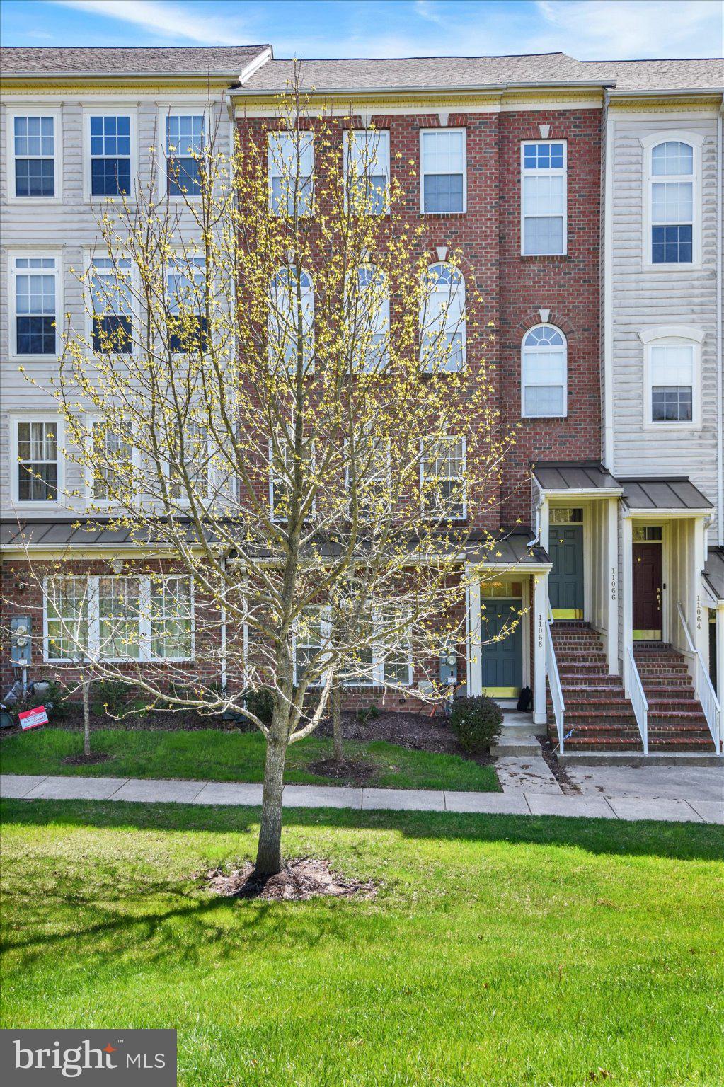 11068 ALEX WAY 11068