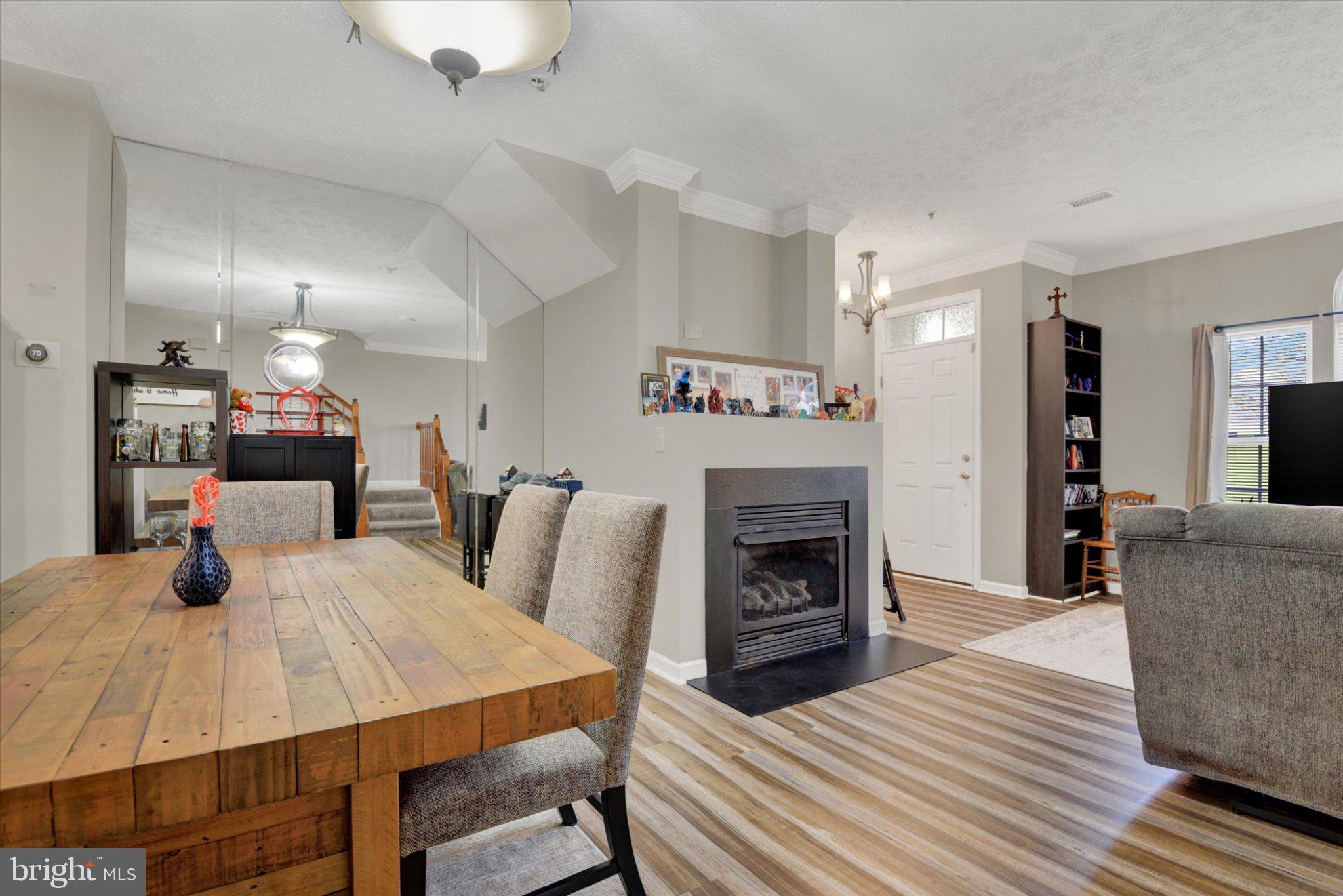 11068 ALEX WAY 11068