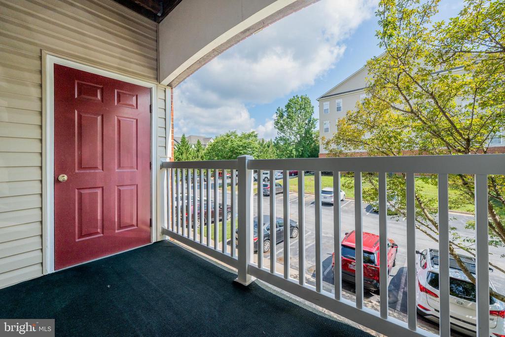 9661 ASHLYN CIRCLE Unit: 9661