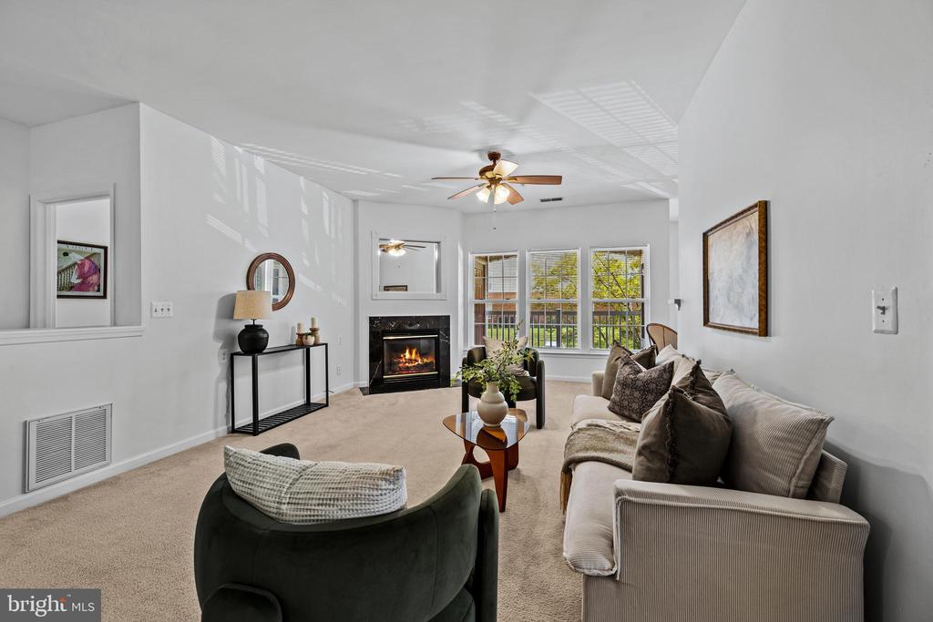 9661 ASHLYN CIRCLE Unit: 9661