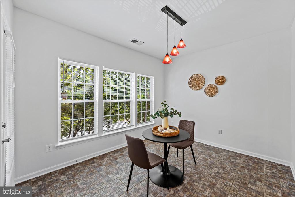 9661 ASHLYN CIRCLE Unit: 9661