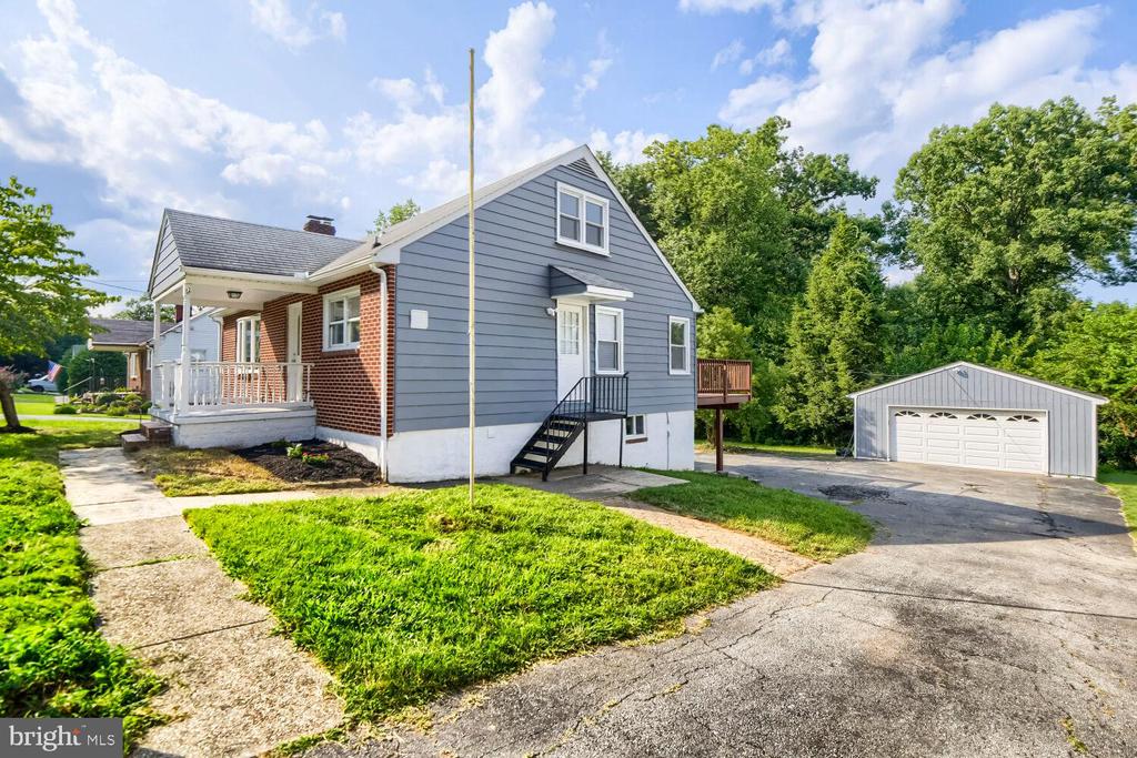 4912 RIDGE ROAD