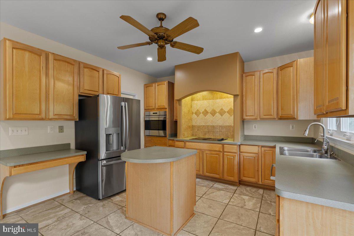 1730 PINKNEYS FIELD DRIVE