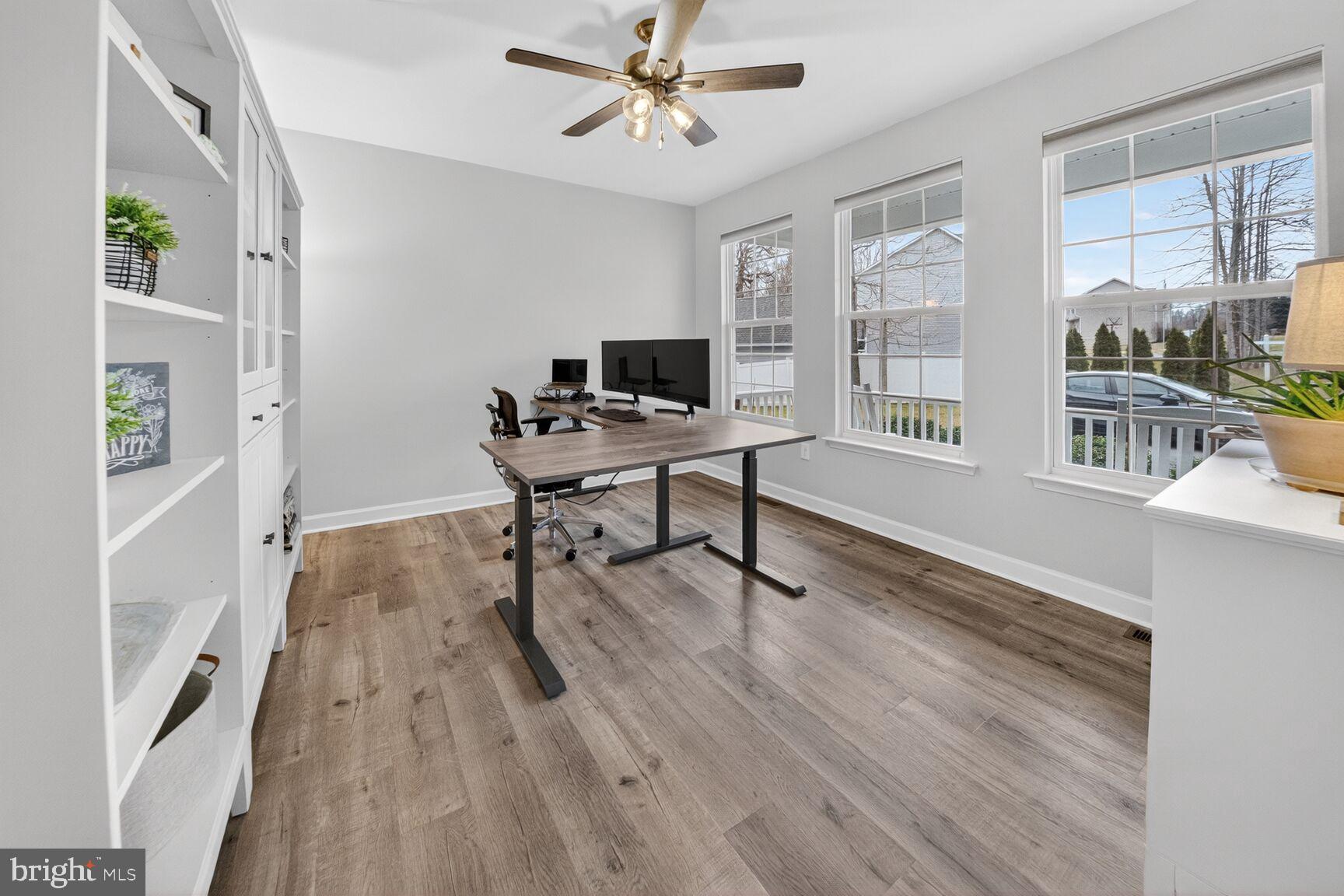 1820 BIRDS NEST LANE