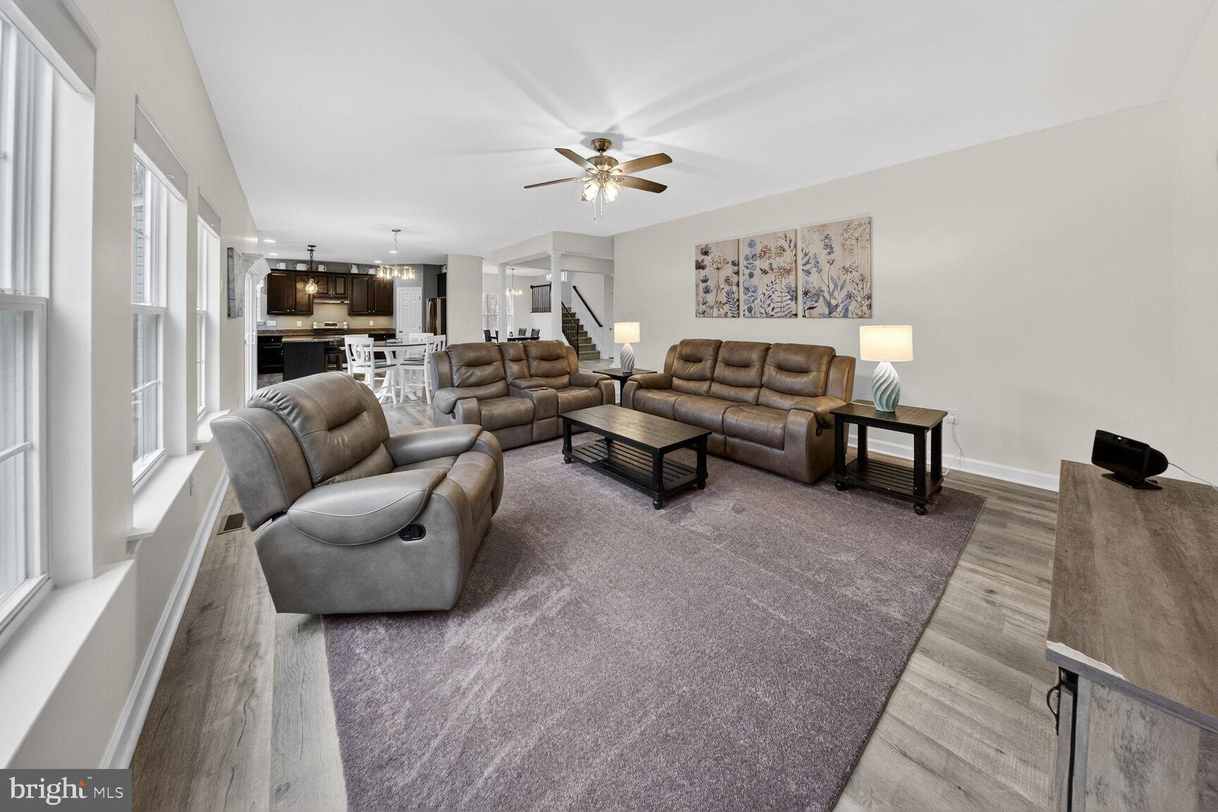 1820 BIRDS NEST LANE