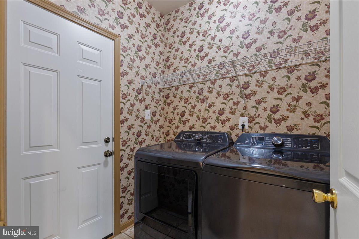 1730 PINKNEYS FIELD DRIVE