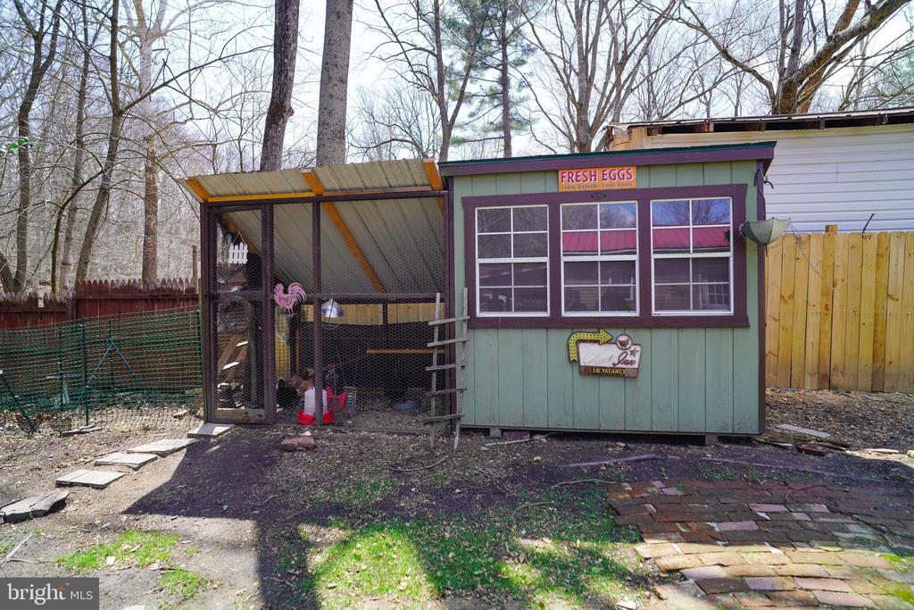 1136 MECHANICS VALLEY ROAD