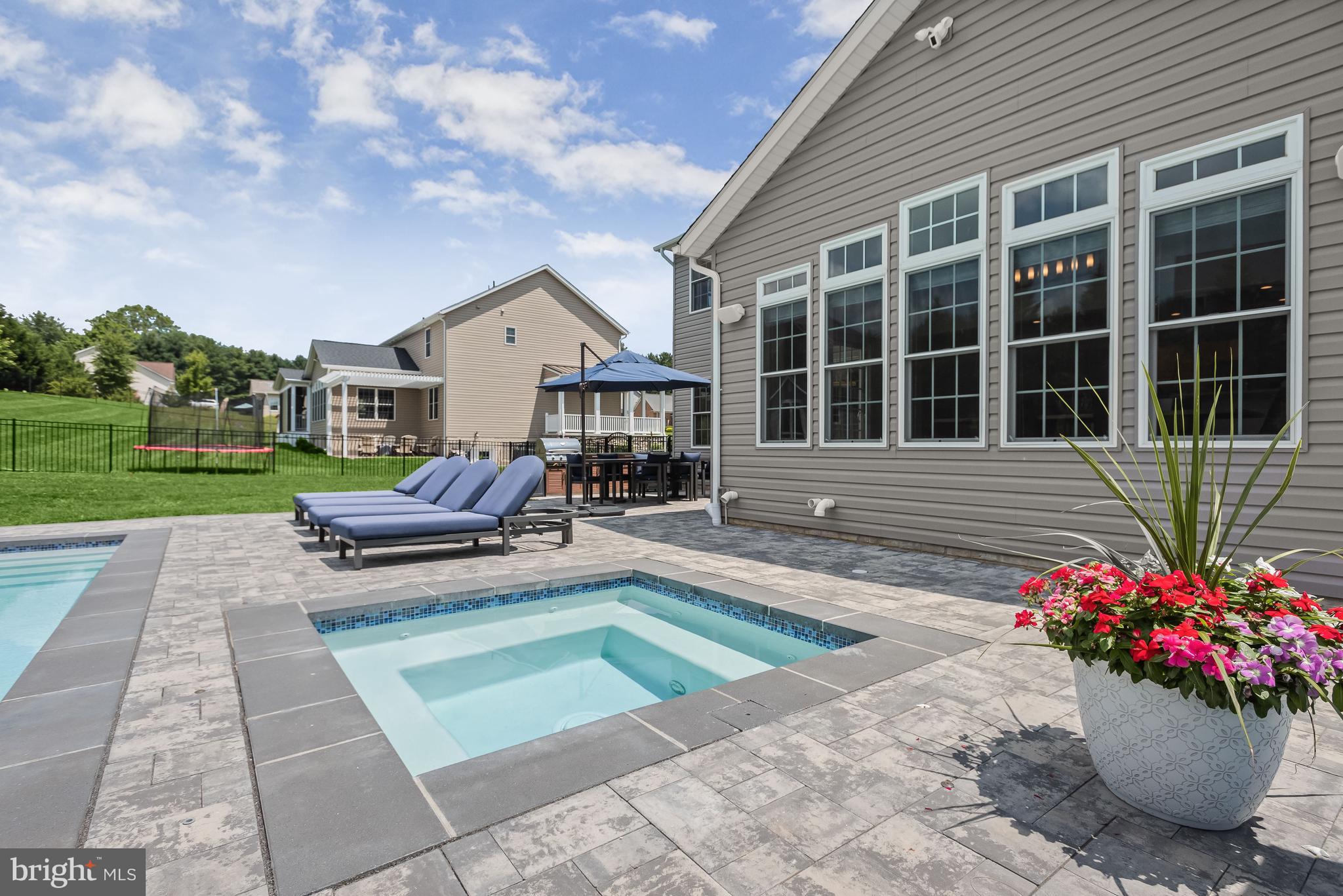 6691 CHATEAU BAY COURT