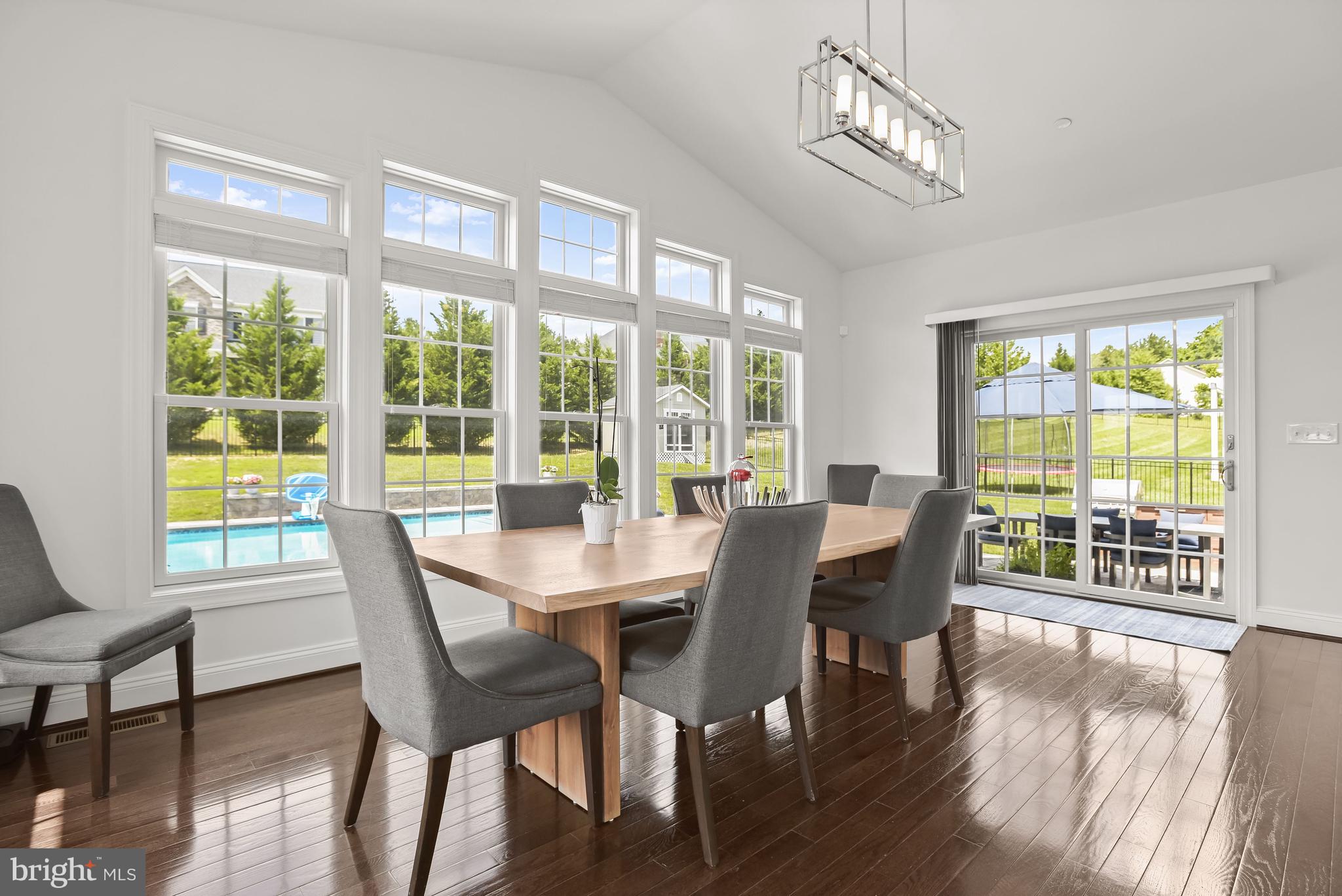 6691 CHATEAU BAY COURT