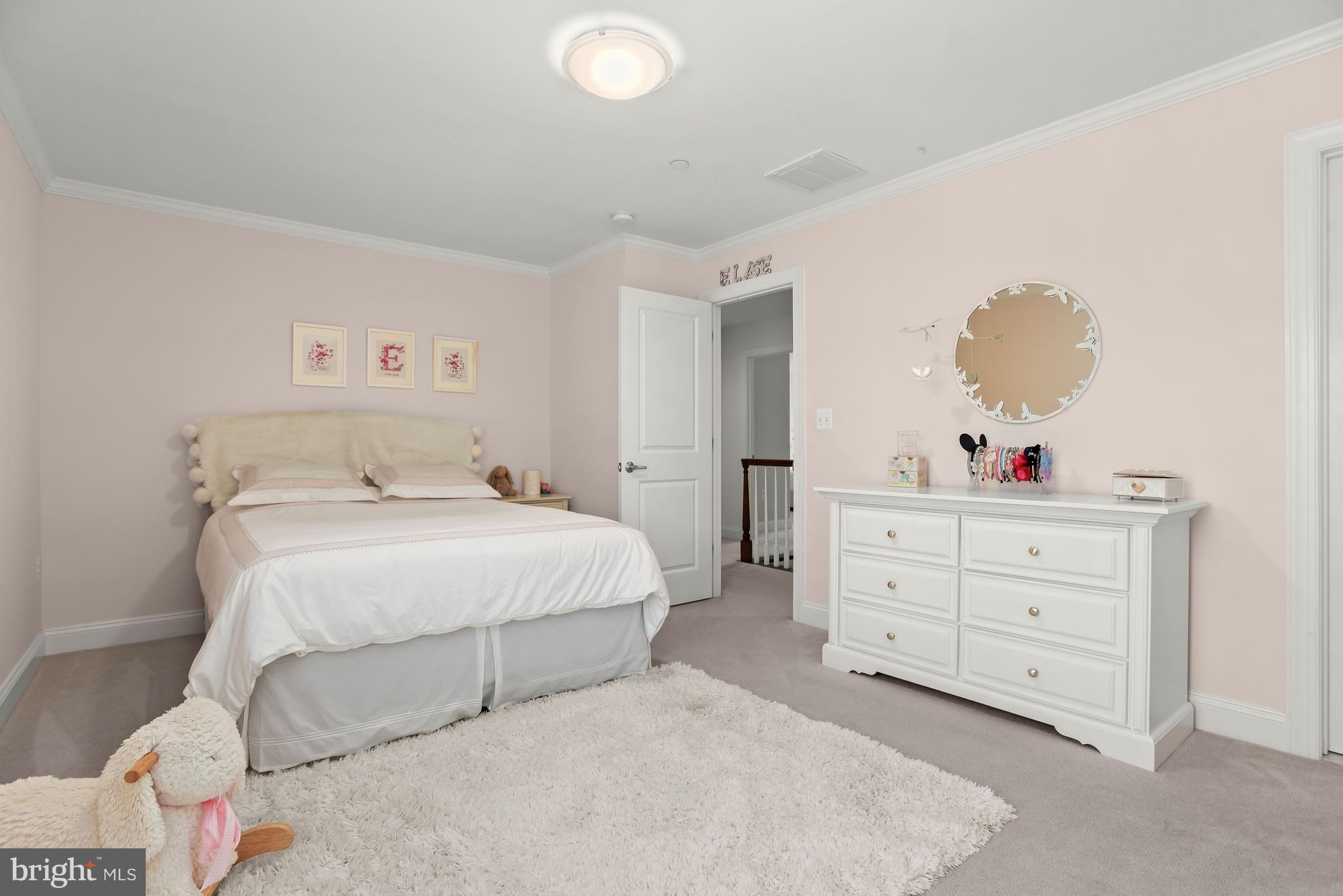 6691 CHATEAU BAY COURT