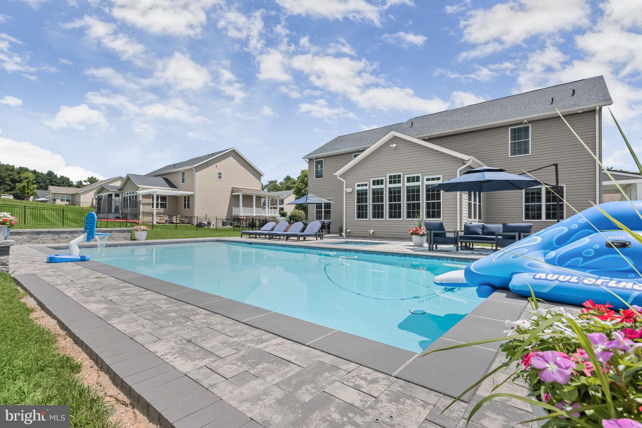 6691 CHATEAU BAY COURT