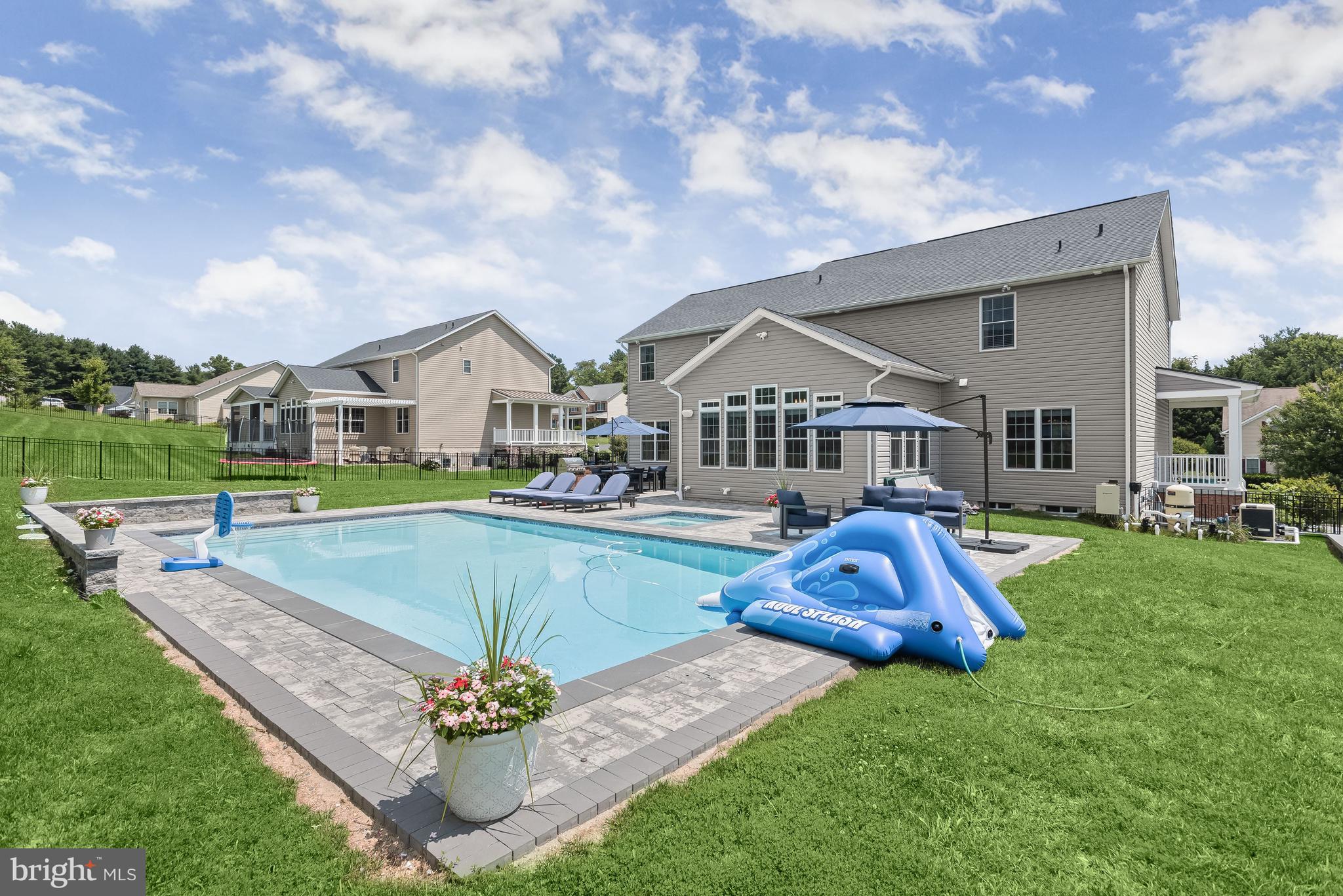 6691 CHATEAU BAY COURT