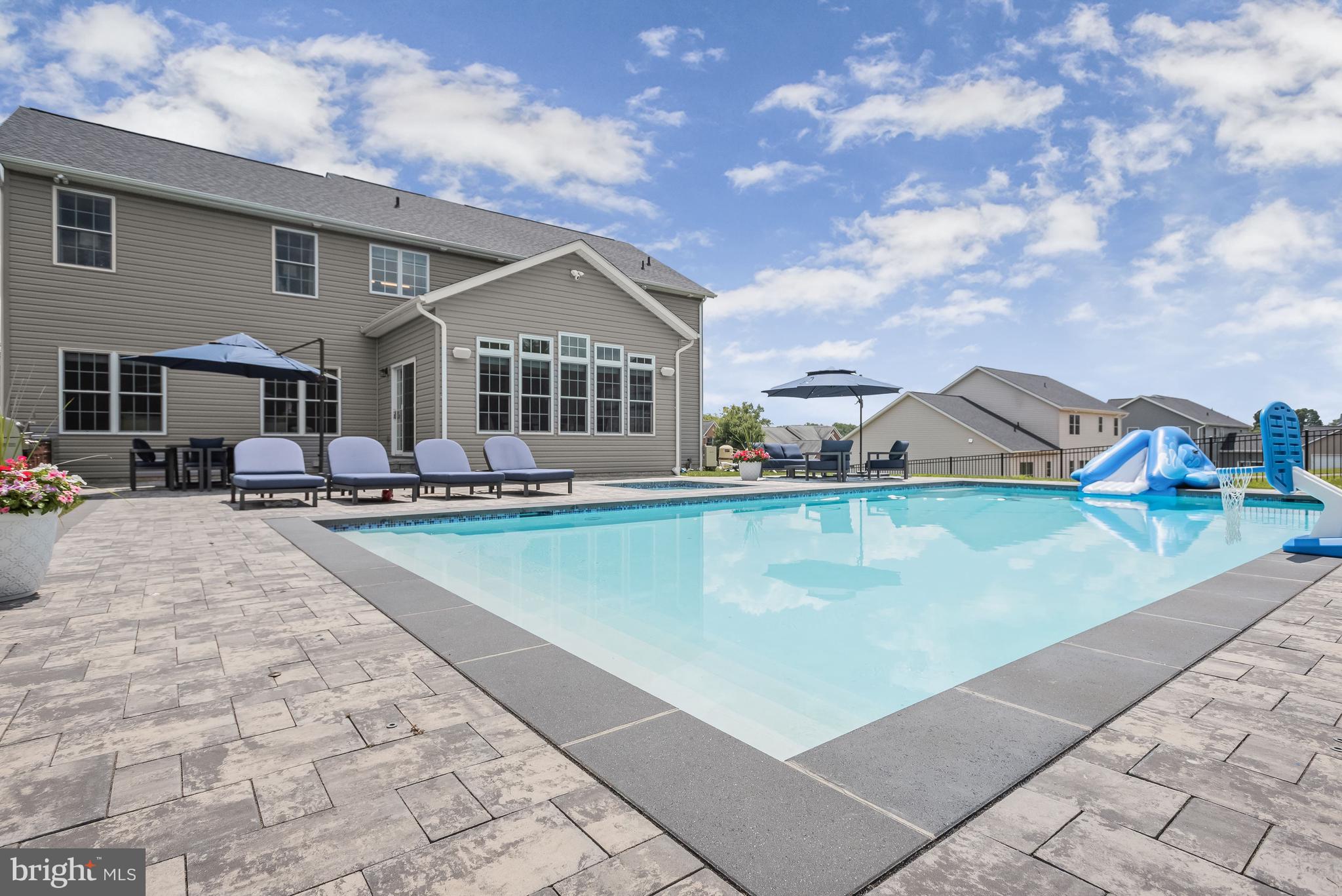 6691 CHATEAU BAY COURT