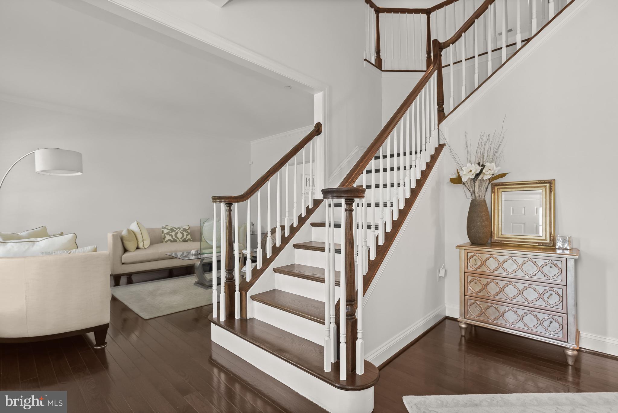 6691 CHATEAU BAY COURT