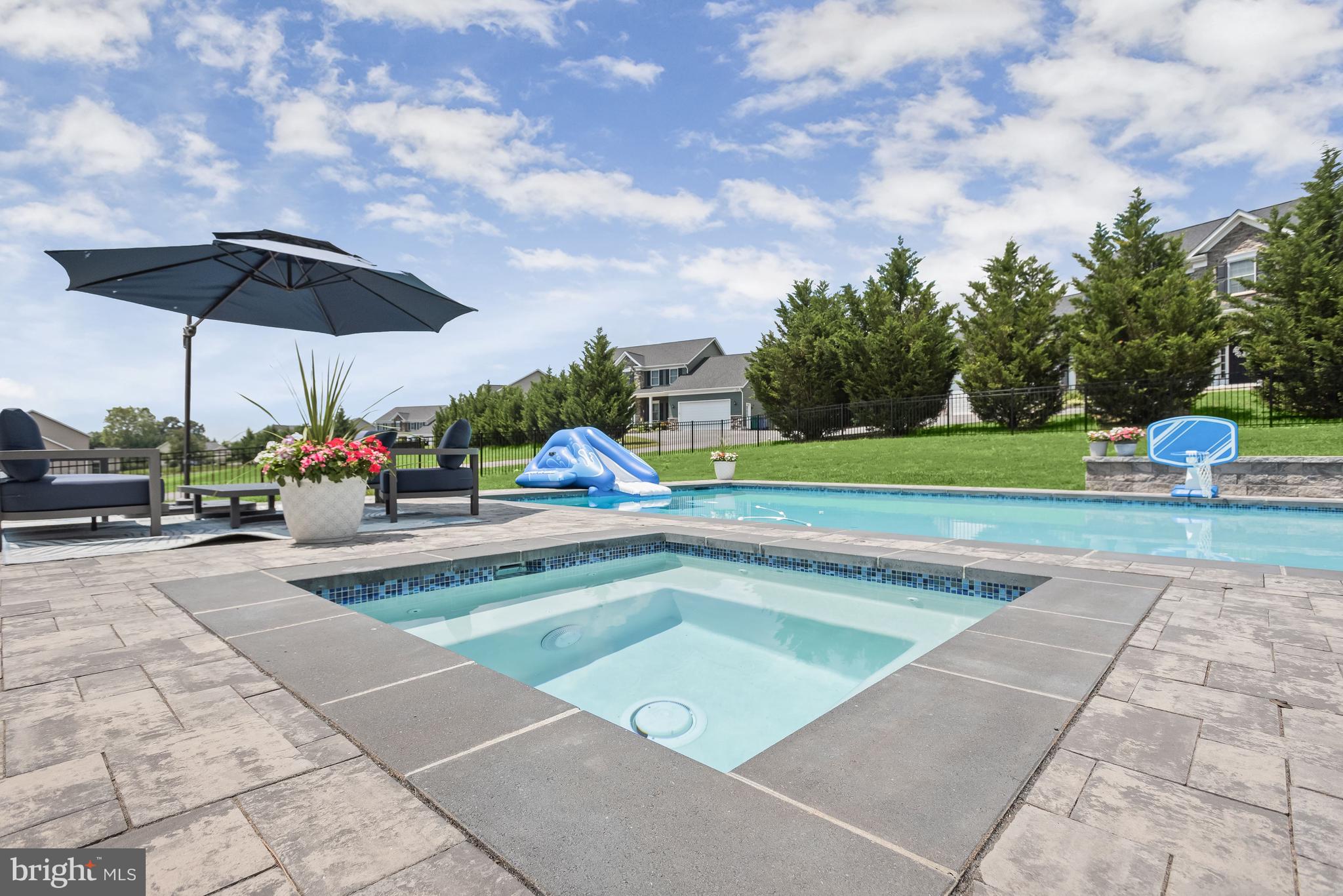 6691 CHATEAU BAY COURT