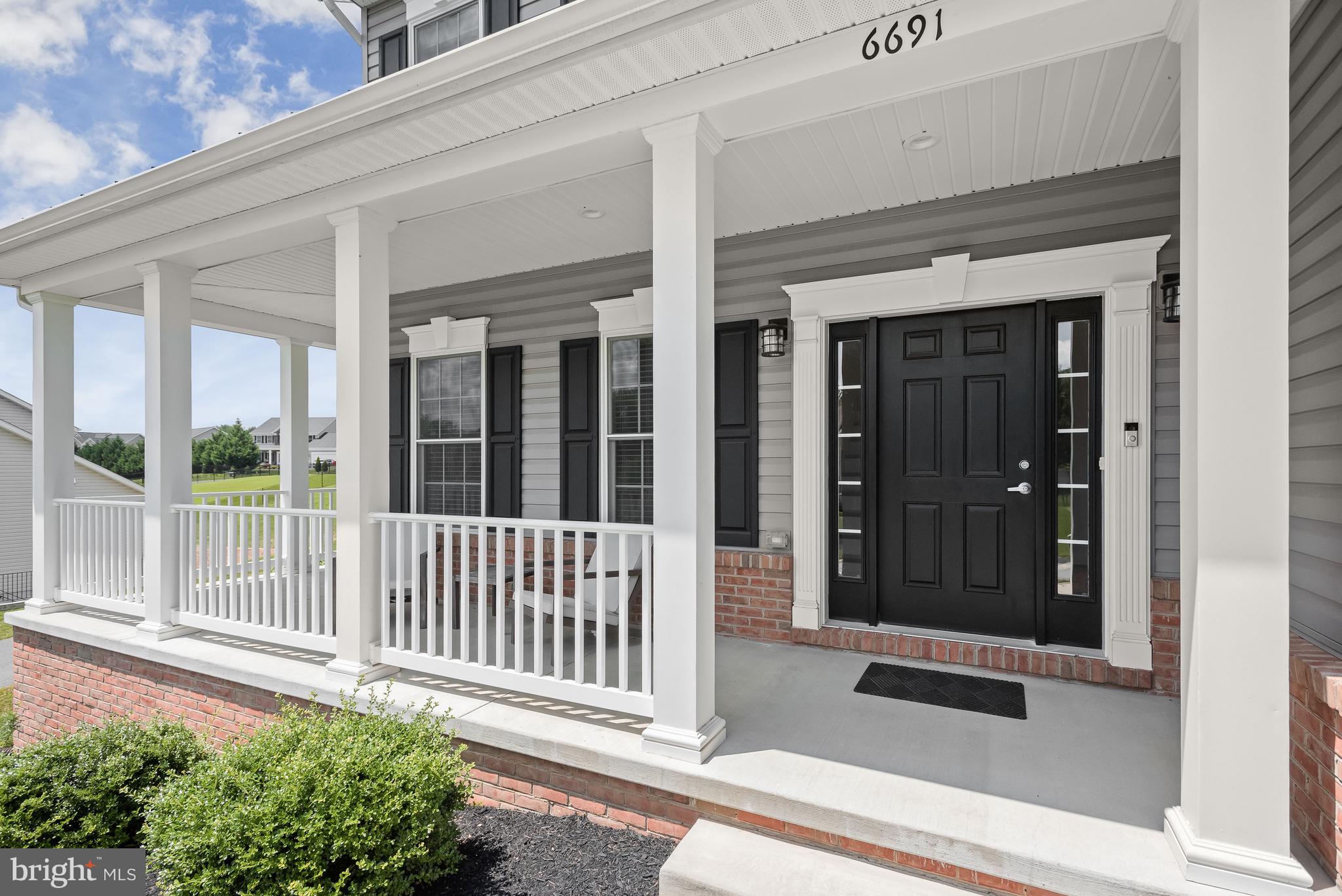 6691 CHATEAU BAY COURT