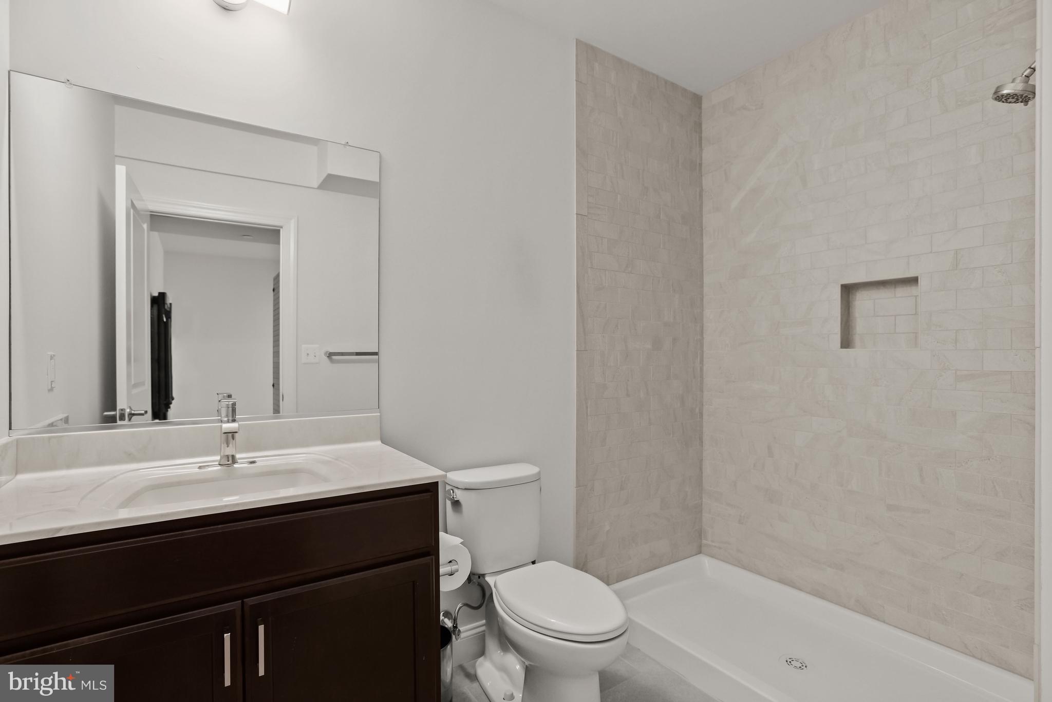 6691 CHATEAU BAY COURT