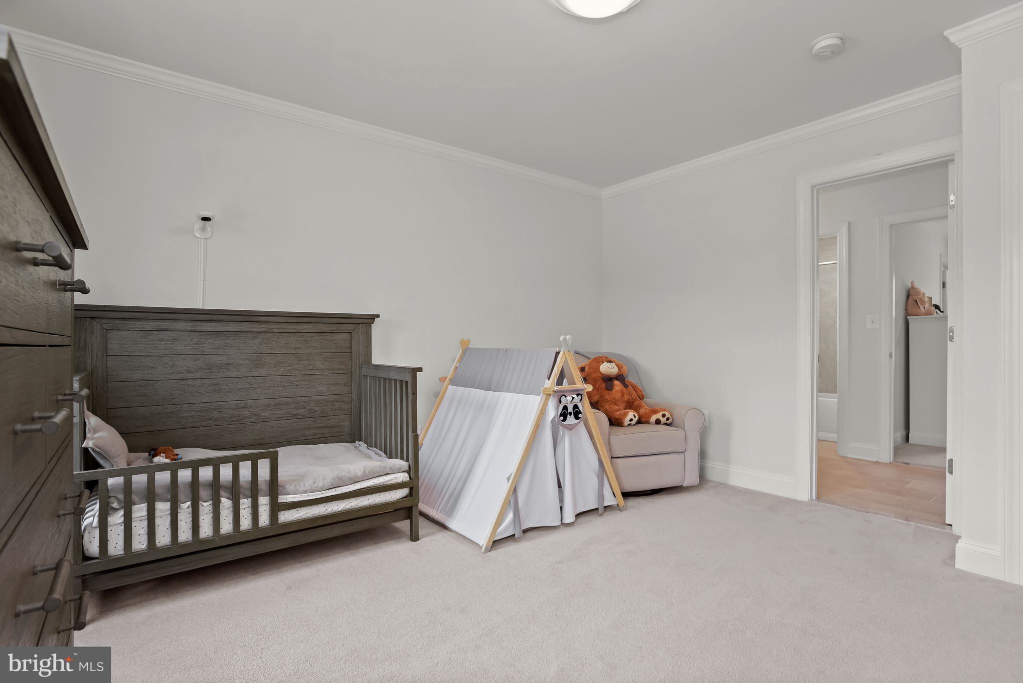 6691 CHATEAU BAY COURT