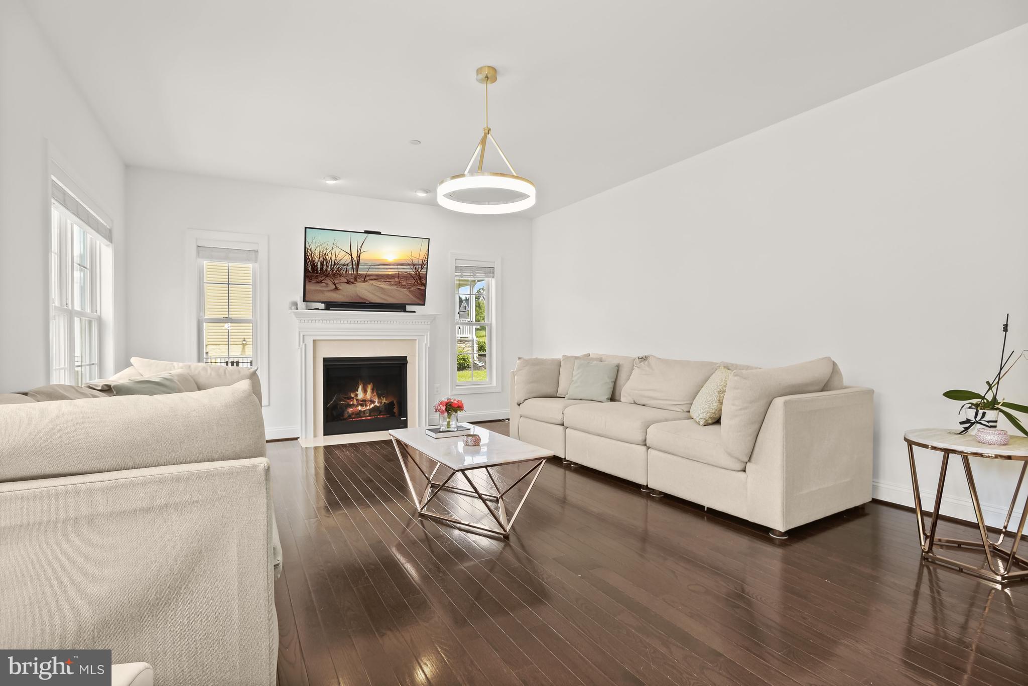 6691 CHATEAU BAY COURT