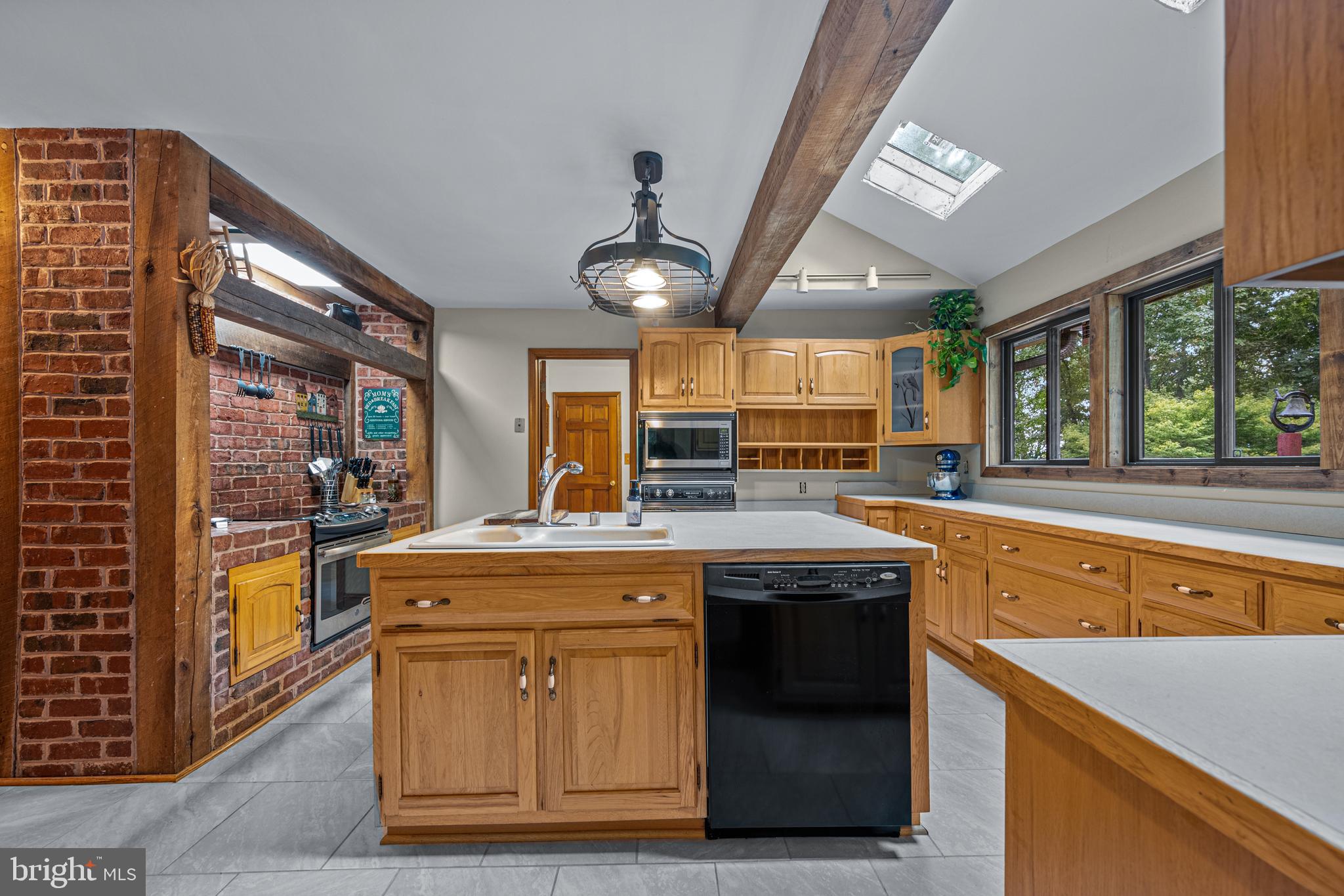 2862 COX RIDGE DRIVE