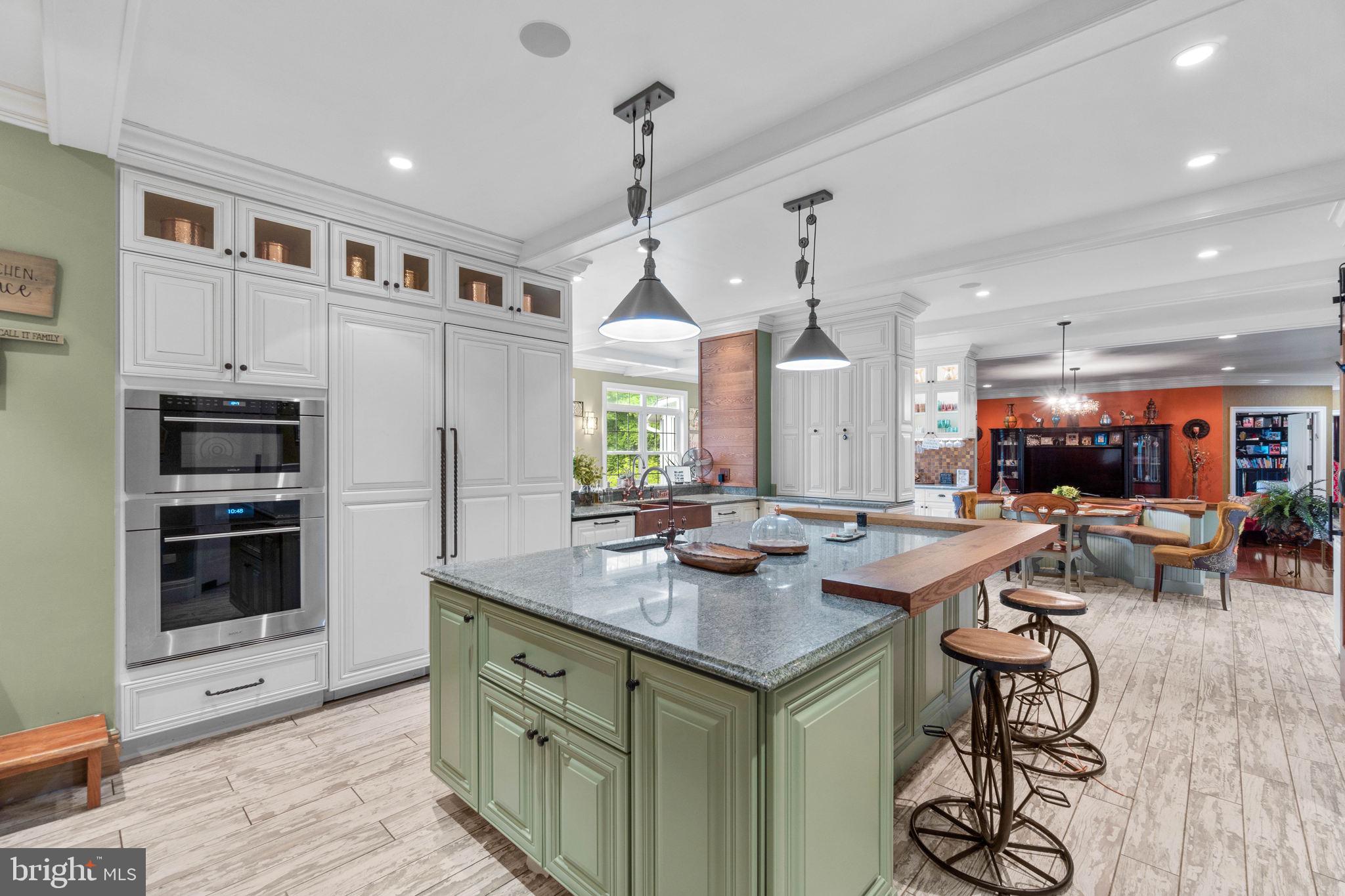 3211 Brinkburn DRIVE