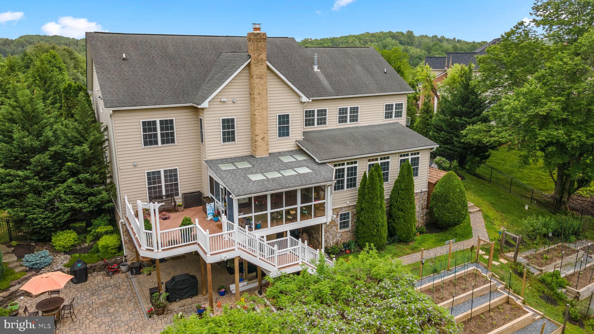 3211 Brinkburn DRIVE