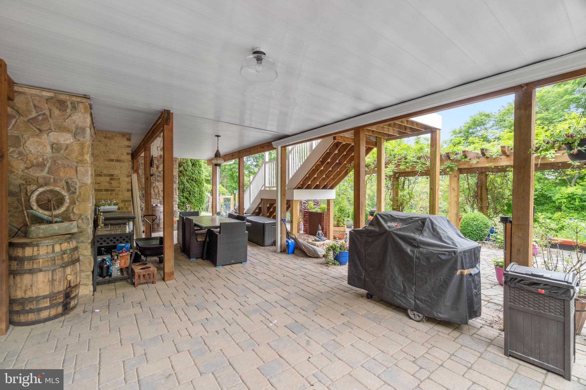 3211 Brinkburn DRIVE