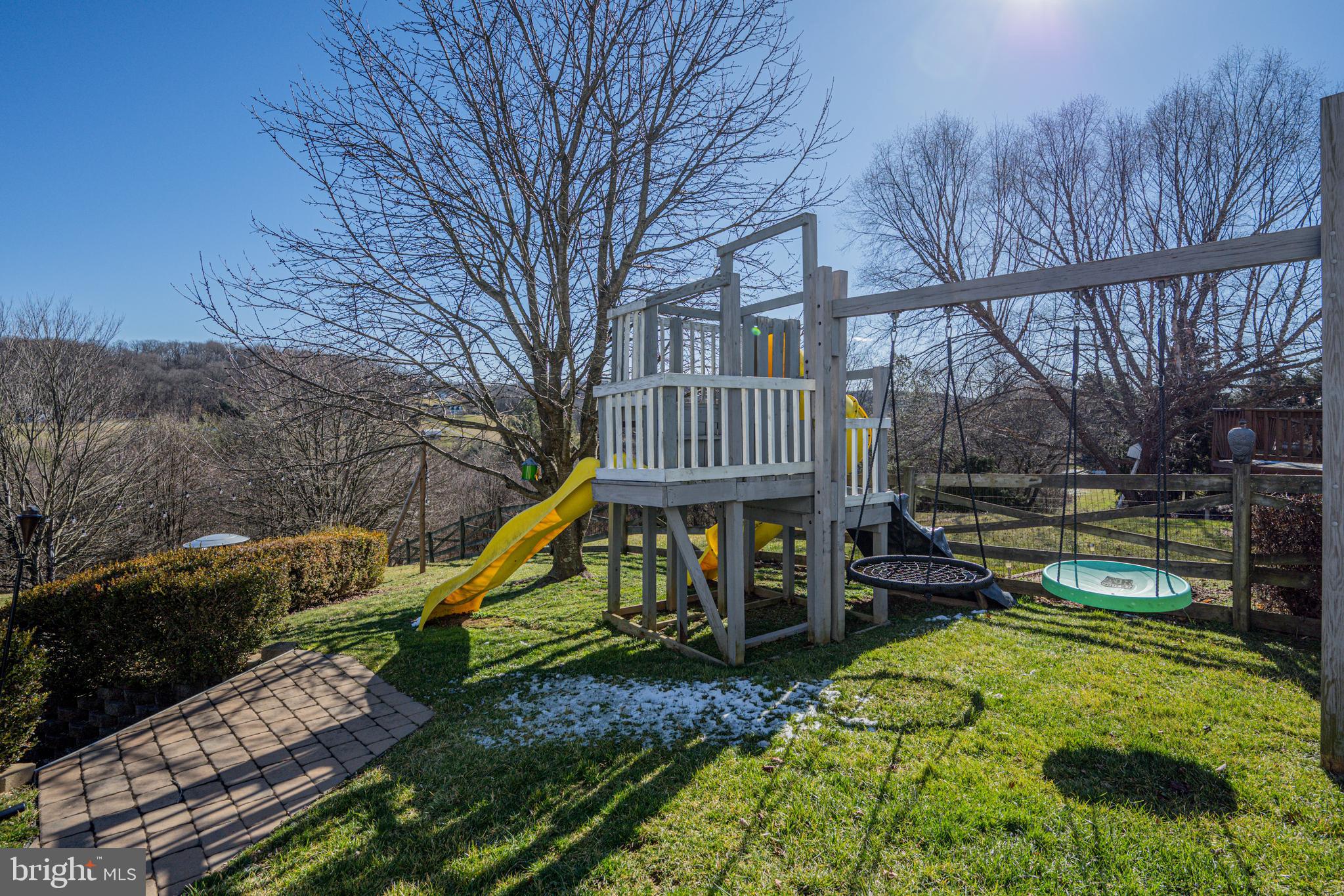 427 Sawgrass Court