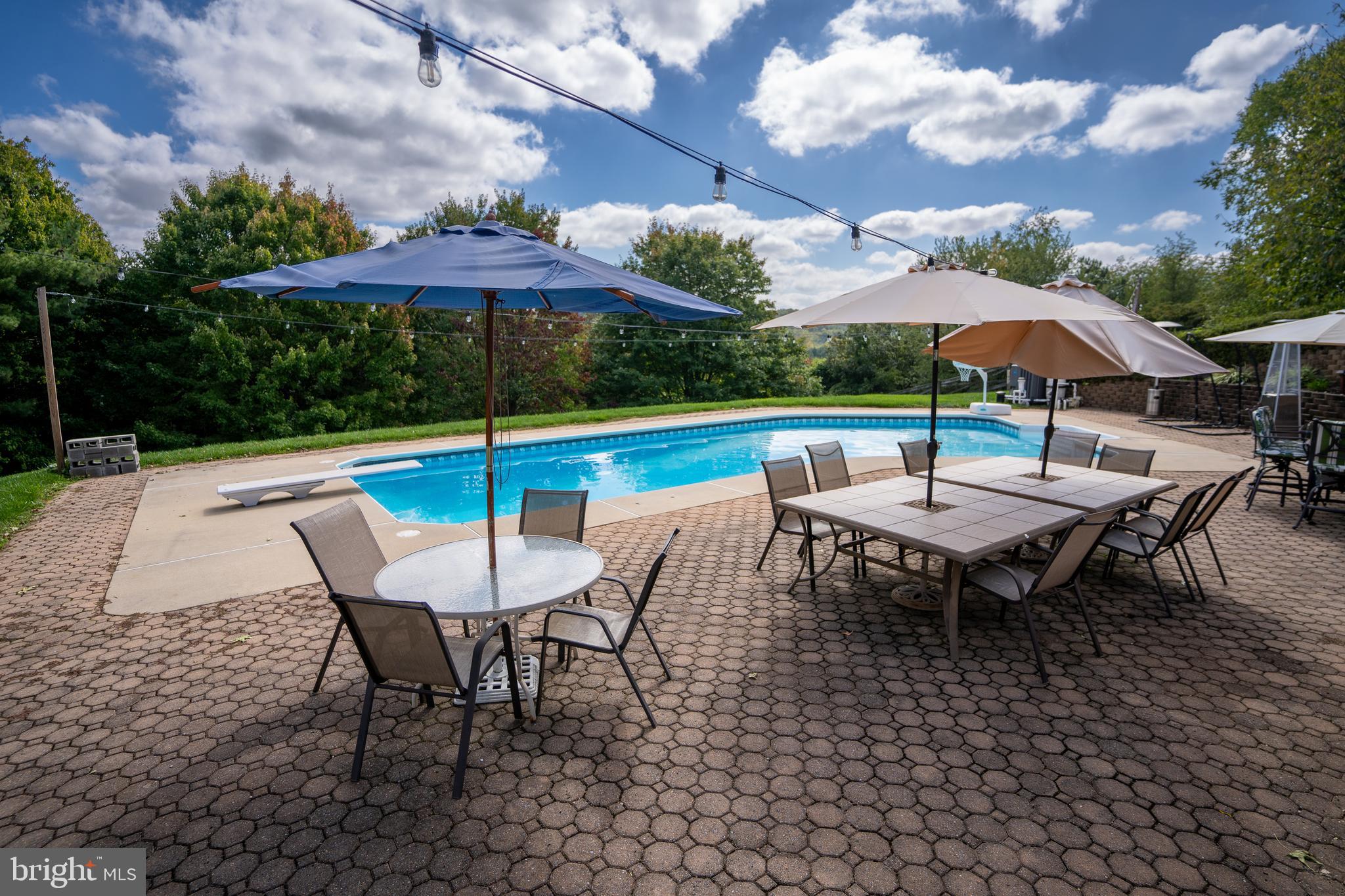 427 Sawgrass Court