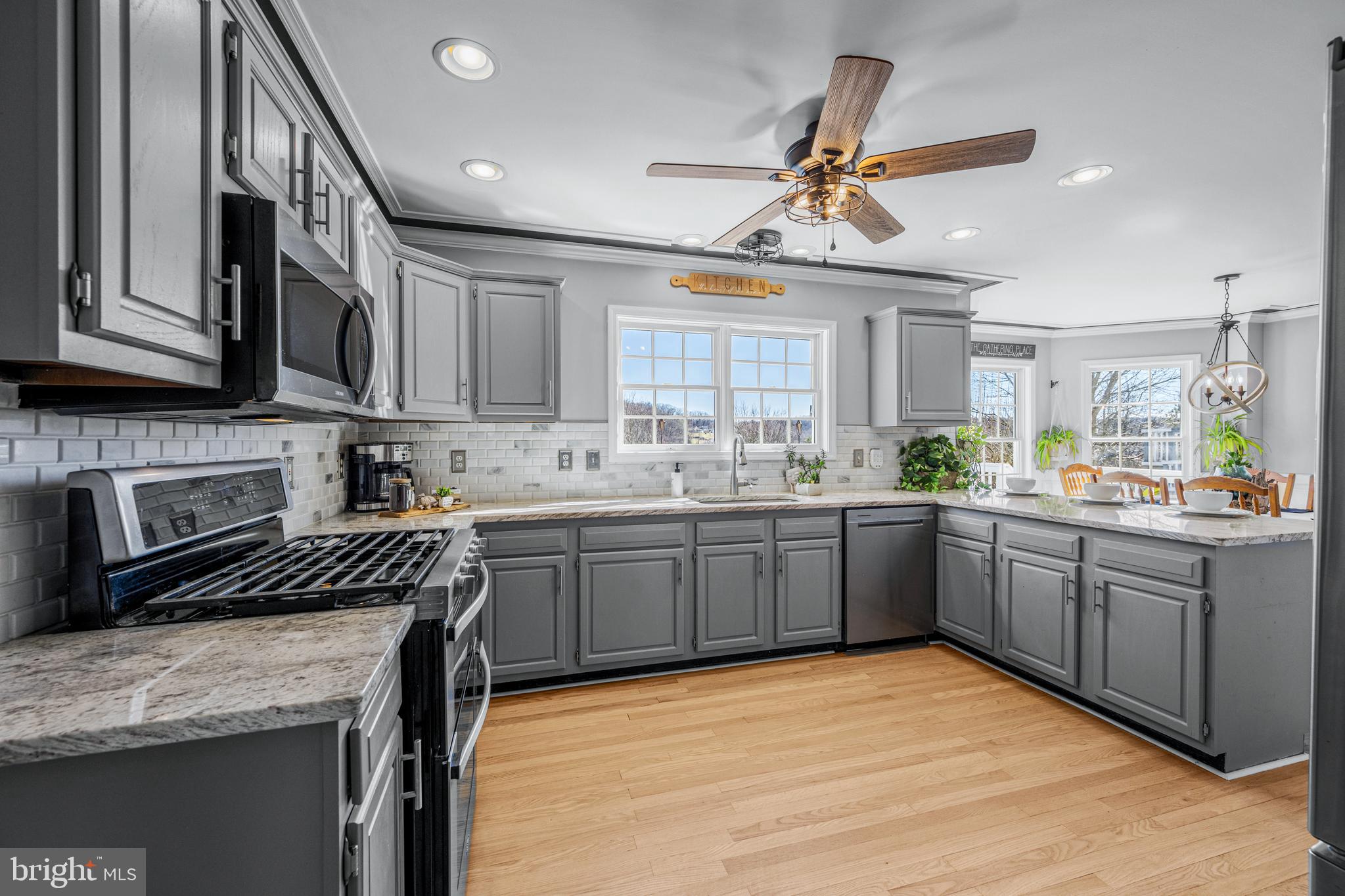 427 Sawgrass Court