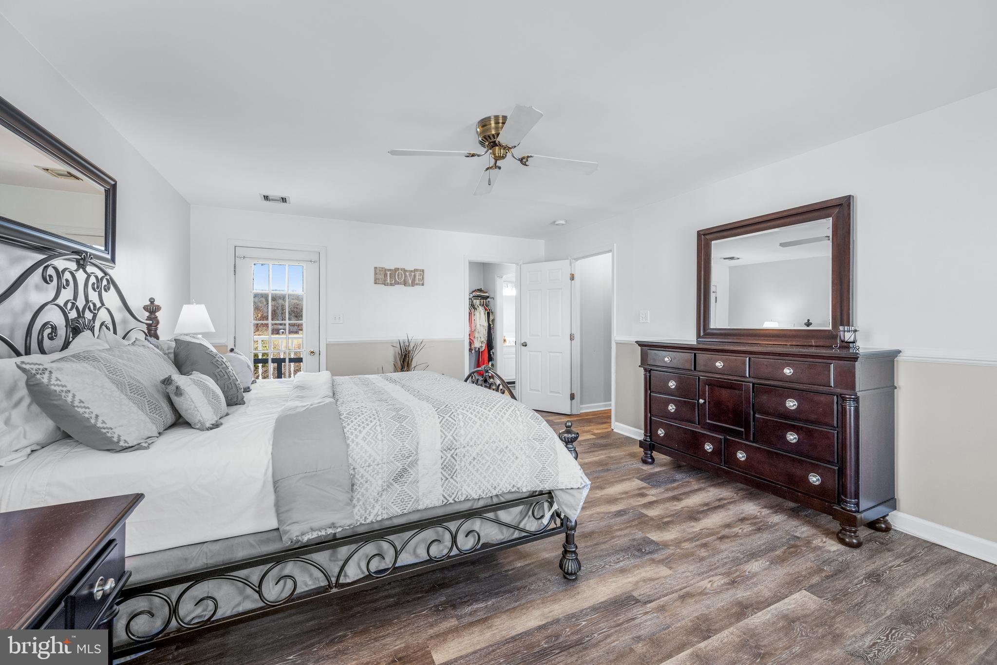 427 Sawgrass Court